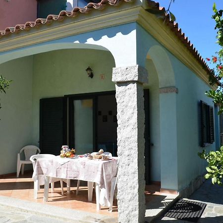 Iss Travel, La Padula - Apartments With Private Veranda And Parking San Teodoro  Exterior foto